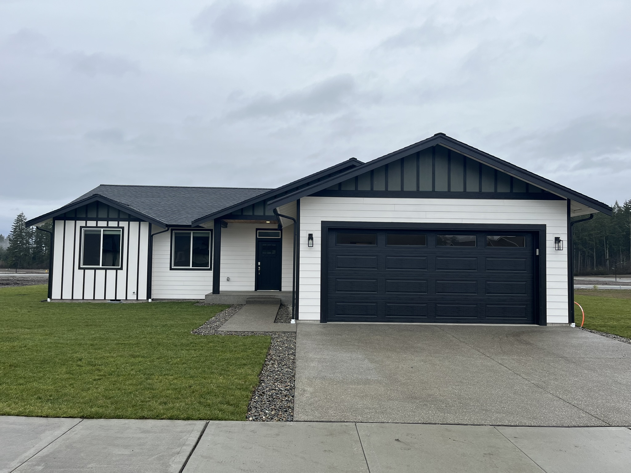 New Custom Home Constructed in Nisqually by The Whole Nine Yards LLC